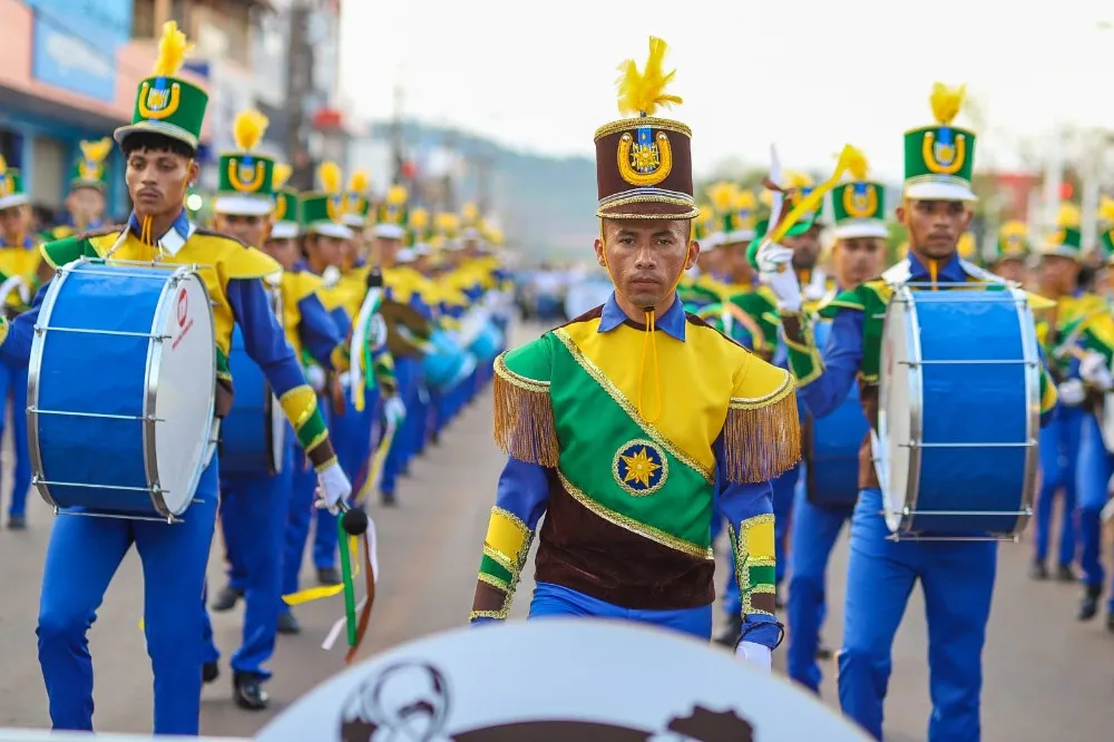 Milhares de canaenses celebram Dia da Independência