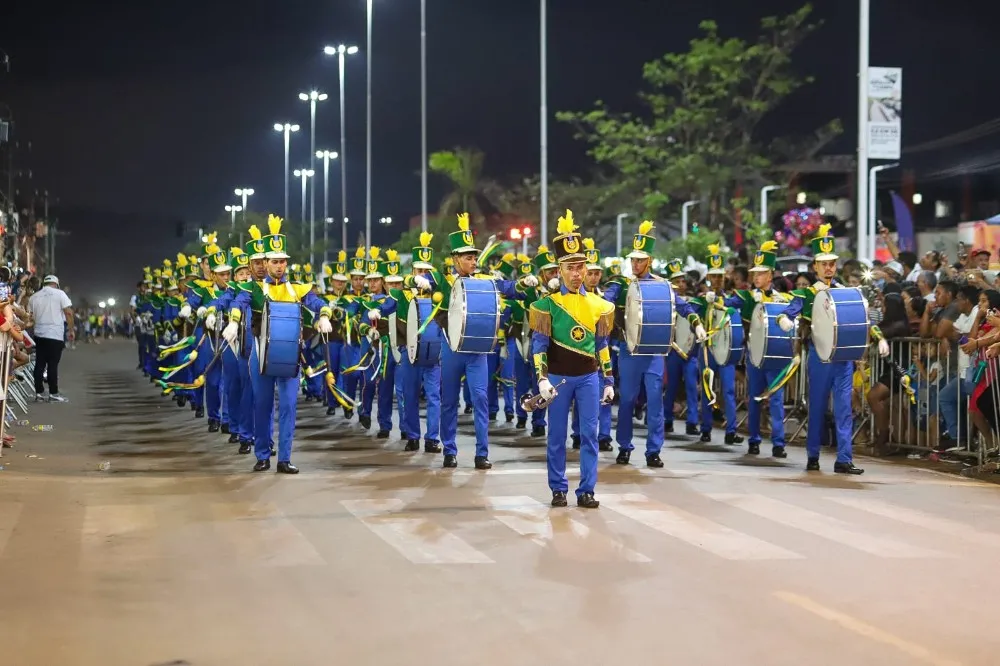 Milhares de canaenses celebram Dia da Independência