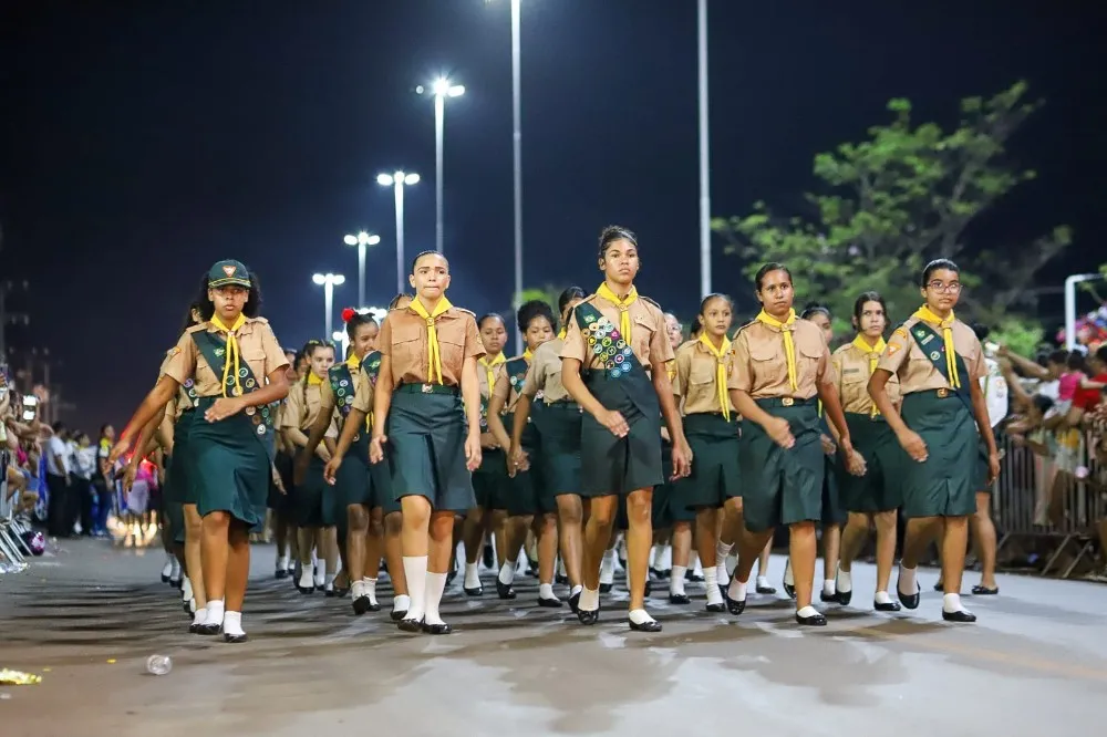 Milhares de canaenses celebram Dia da Independência
