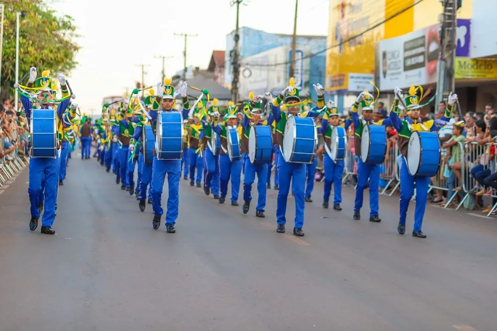 Milhares de canaenses celebram Dia da Independência