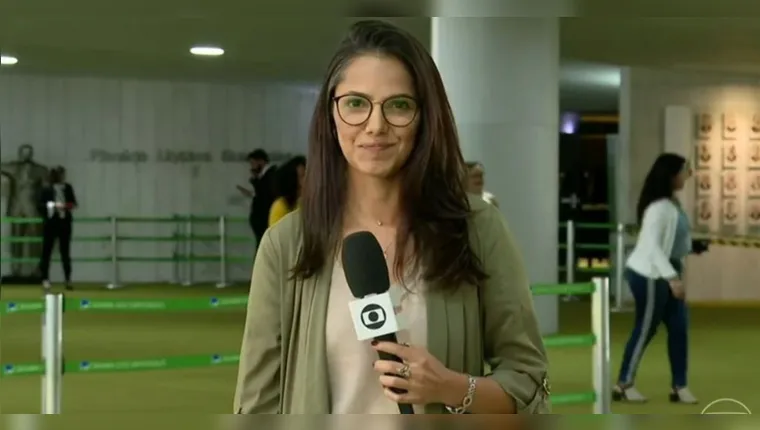 Com a saída de Raquel, a Globo decidiu promover Isabela Camargo, que atuava na GloboNews e ganhou visibilidade. | Foto: Reprodução/TV Globo
