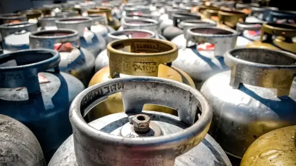 Neste mês, o governo federal destinará R$ 570,6 milhões ao programa, que cobre 100% do valor do botijão de gás de cozinha de 13kg para cada família contemplada | Reprodução