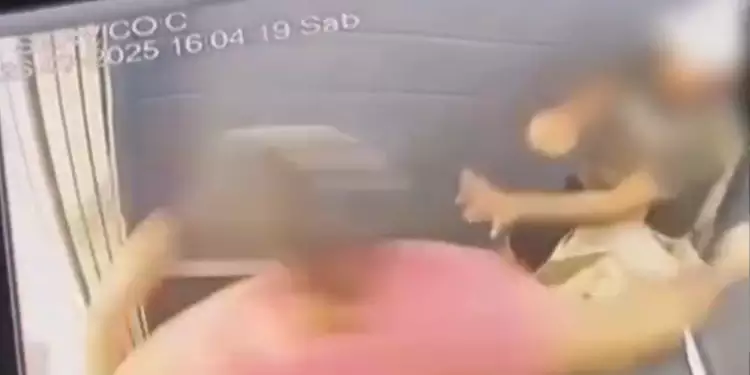 Vídeo mostra mulher sendo espancada com mais de 60 socos por namorado em Natal. (Reprodução/Redes Sociais)