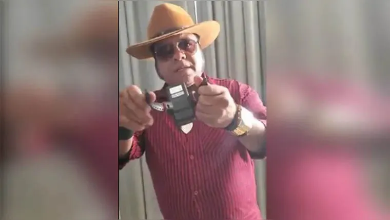 No vídeo, Saldanha mostrou que quebrou a tornozeleira | Foto: Reprodução
