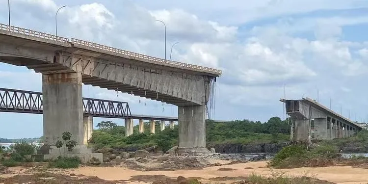 Desabamento da Ponte Juscelino Kubitschek deixa mortos e desaparecidos no Maranhão e Tocantins. (Reprodução/Redes Sociais)