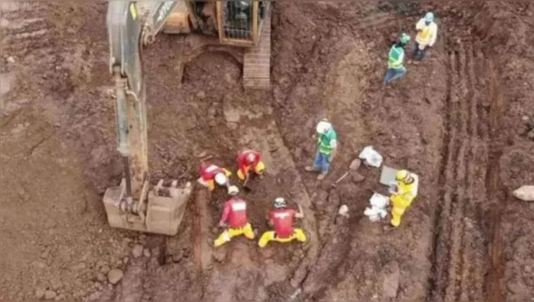 Bombeiros de MG trabalham nas buscas desde o dia do acidente | Reprodução/CBMMG
