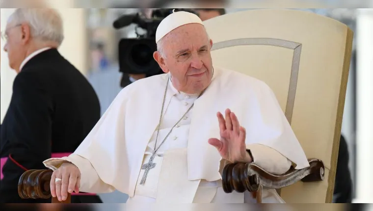 Novo boletim médico revela complicações graves no quadro de saúde do papa Francisco | Reprodução/Vatican News