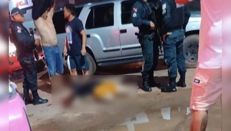 Motorista sem vida no chão | Divulgação